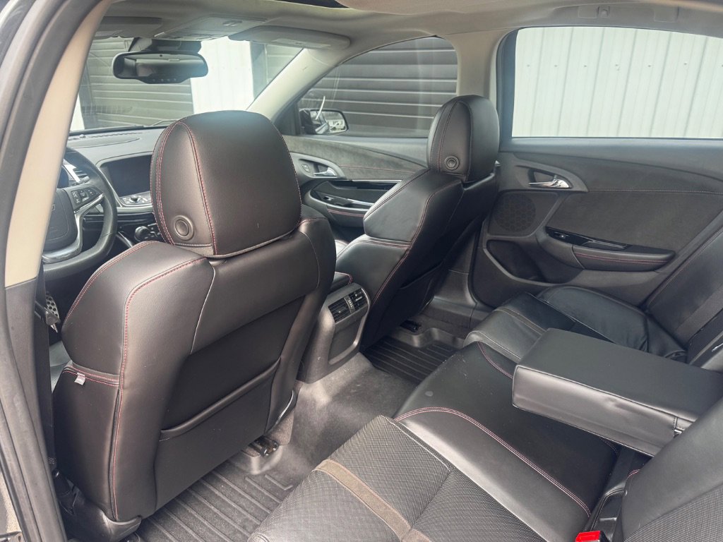 Used 2017 Chevrolet SS image 20