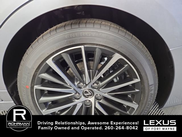 New 2025 Lexus ES 300h w/ Premium Package image 12