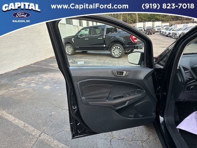 Used 2020 Ford EcoSport SE w/ SE Convenience Package image 19