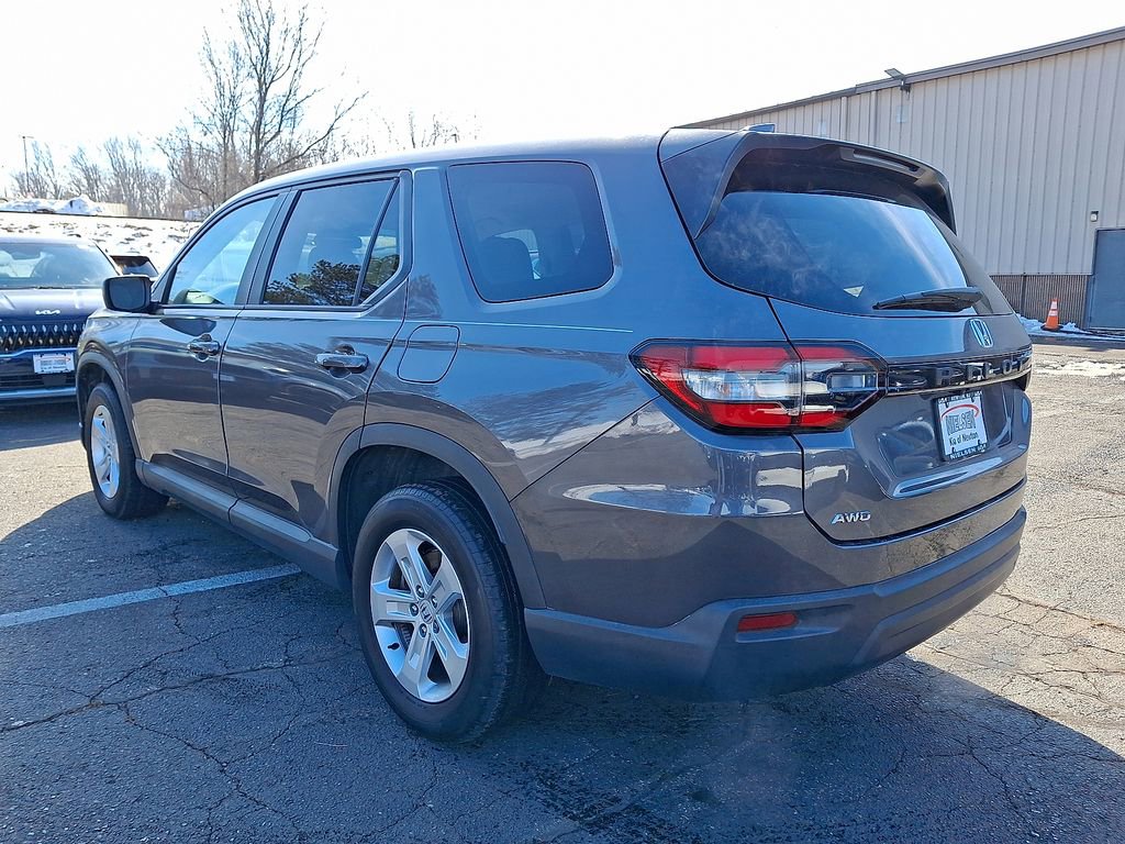 Used 2023 Honda Pilot LX image 13