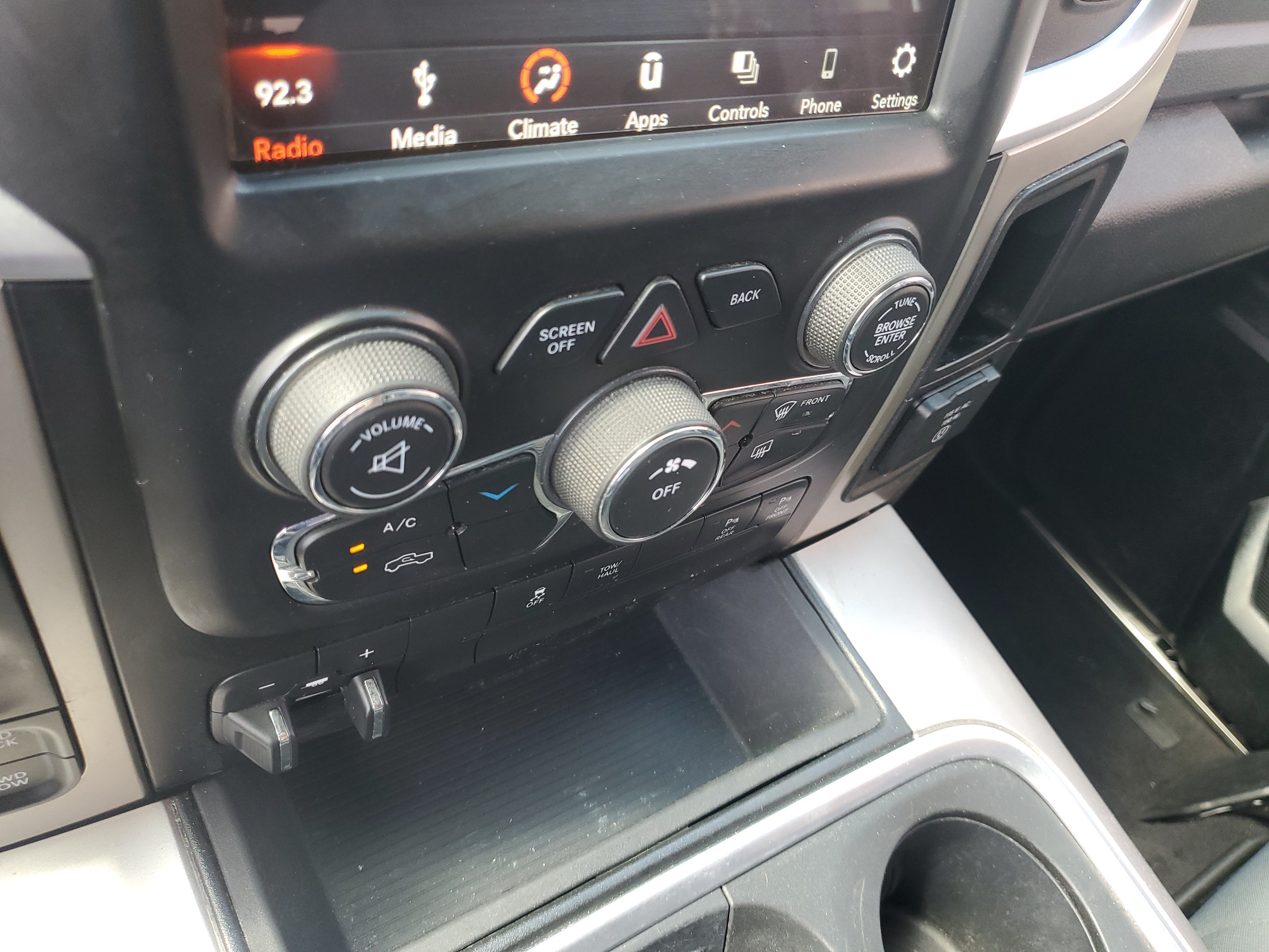 Used 2018 RAM 1500 Big Horn AWD/4WD image 22