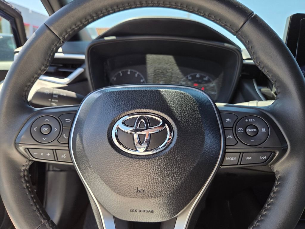 Certified 2025 Toyota Corolla SE image 20