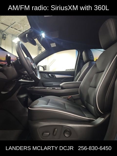 Used 2025 Buick Enclave Preferred image 15