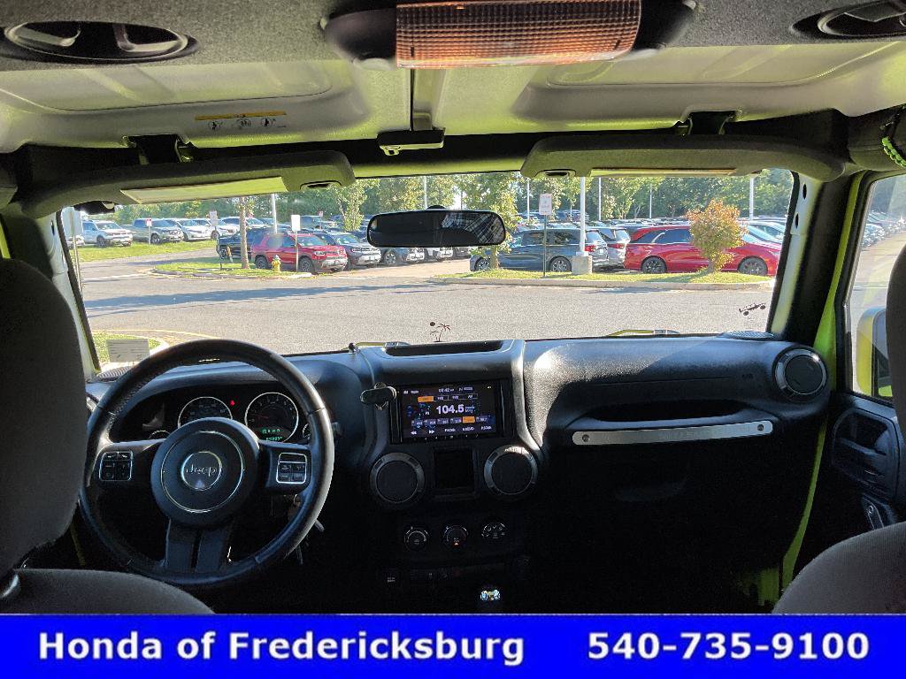 Used 2016 Jeep Wrangler Unlimited Sport w/ Connectivity Group AWD/4WD image 41