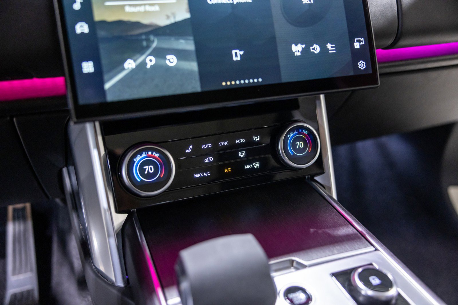 Used 2023 Land Rover Range Rover SE image 43