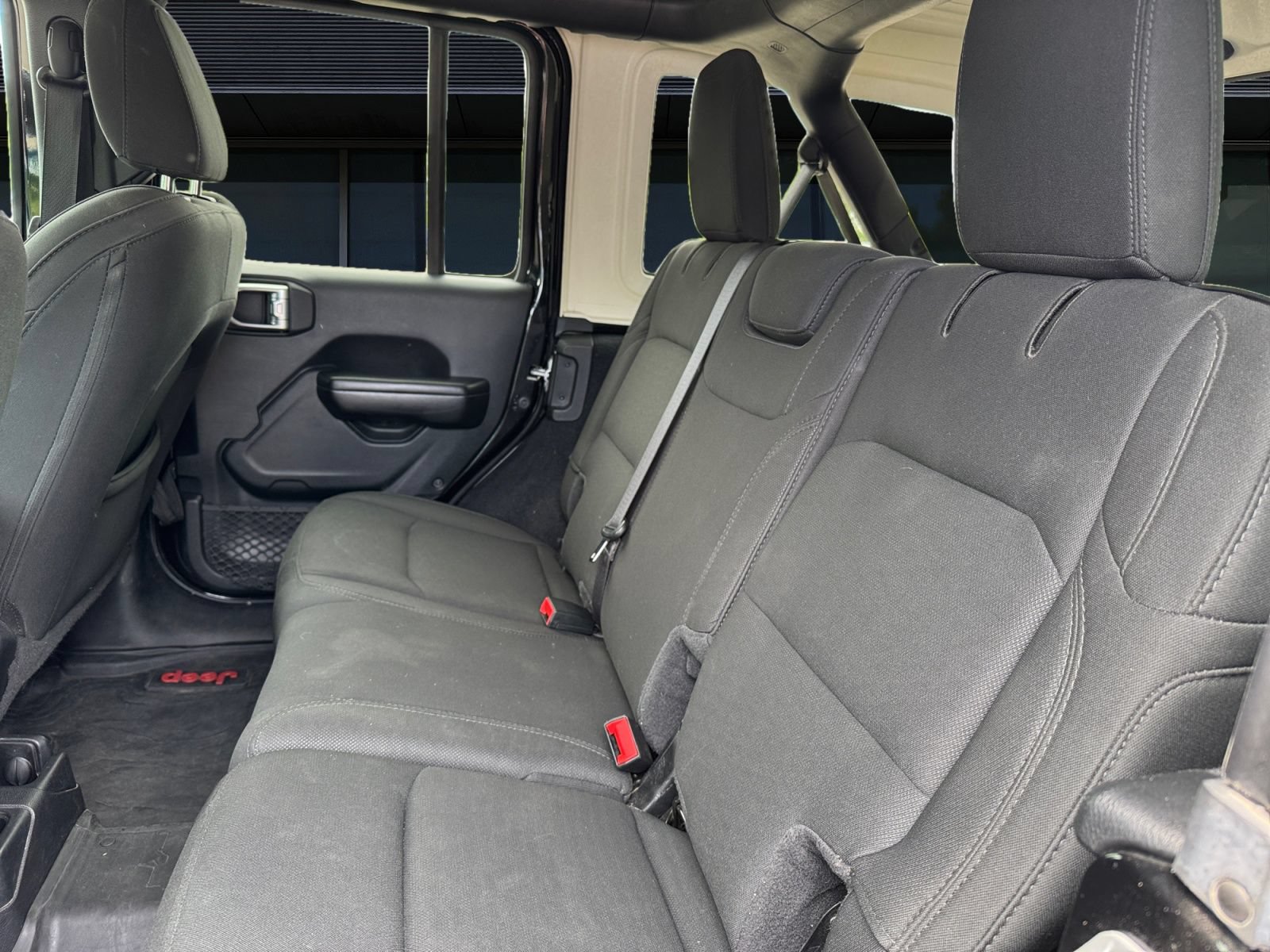 Used 2020 Jeep Wrangler Unlimited Sport S AWD/4WD image 15