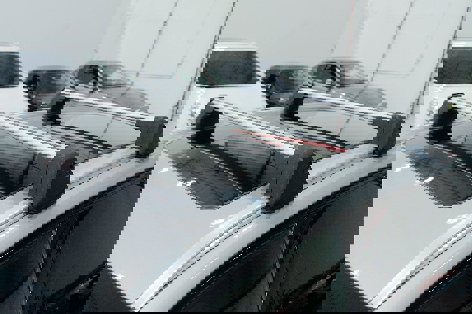 Used 2023 Volvo V60 B5 Cross Country Ultimate w/ Climate Package image 15