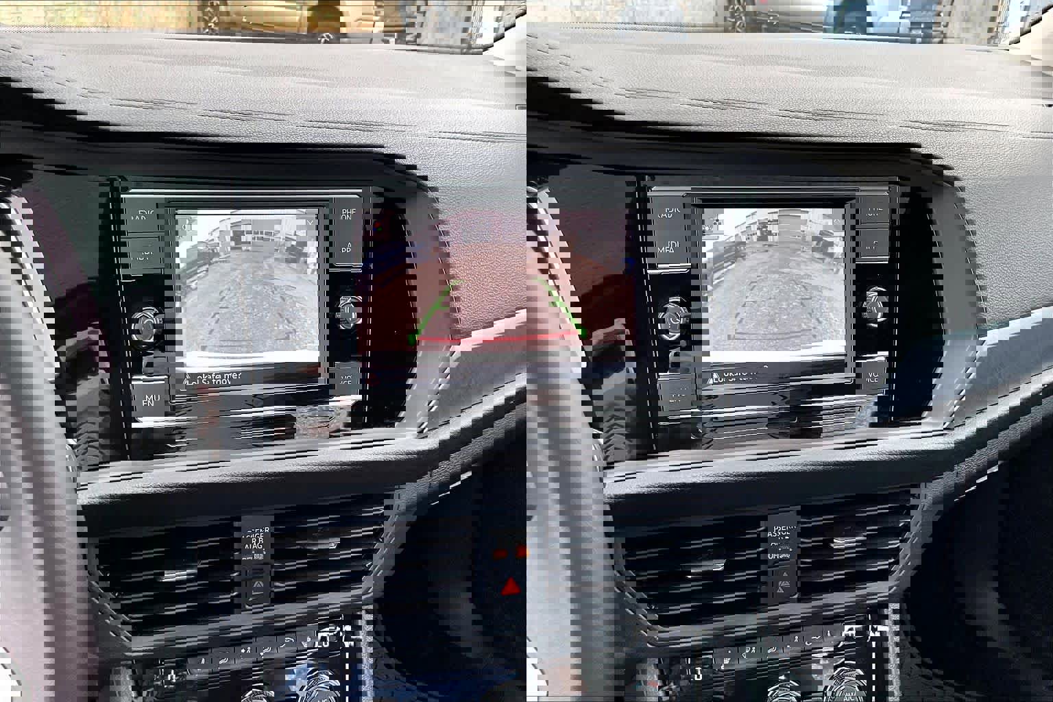 Used 2023 Volkswagen Jetta SE FWD image 28