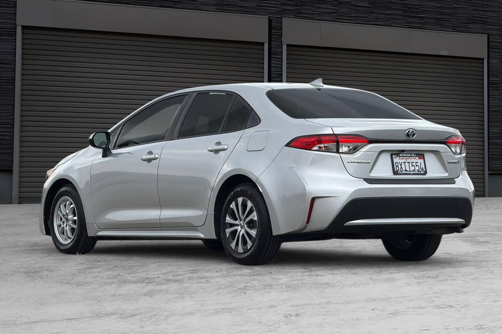 Used 2022 Toyota Corolla LE w/ Carpet Mat Package (TMS) FWD image 6