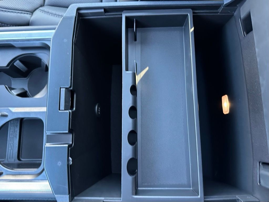 New 2026 Ford F250 Platinum image 36