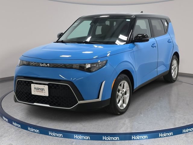 Used 2024 Kia Soul S image 1