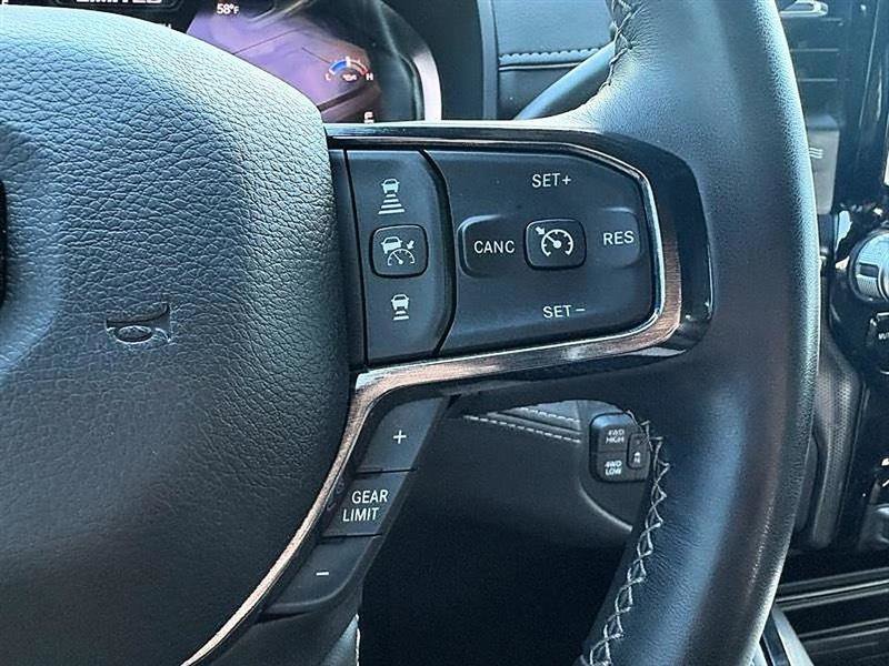 Used 2024 RAM 2500 Limited image 33