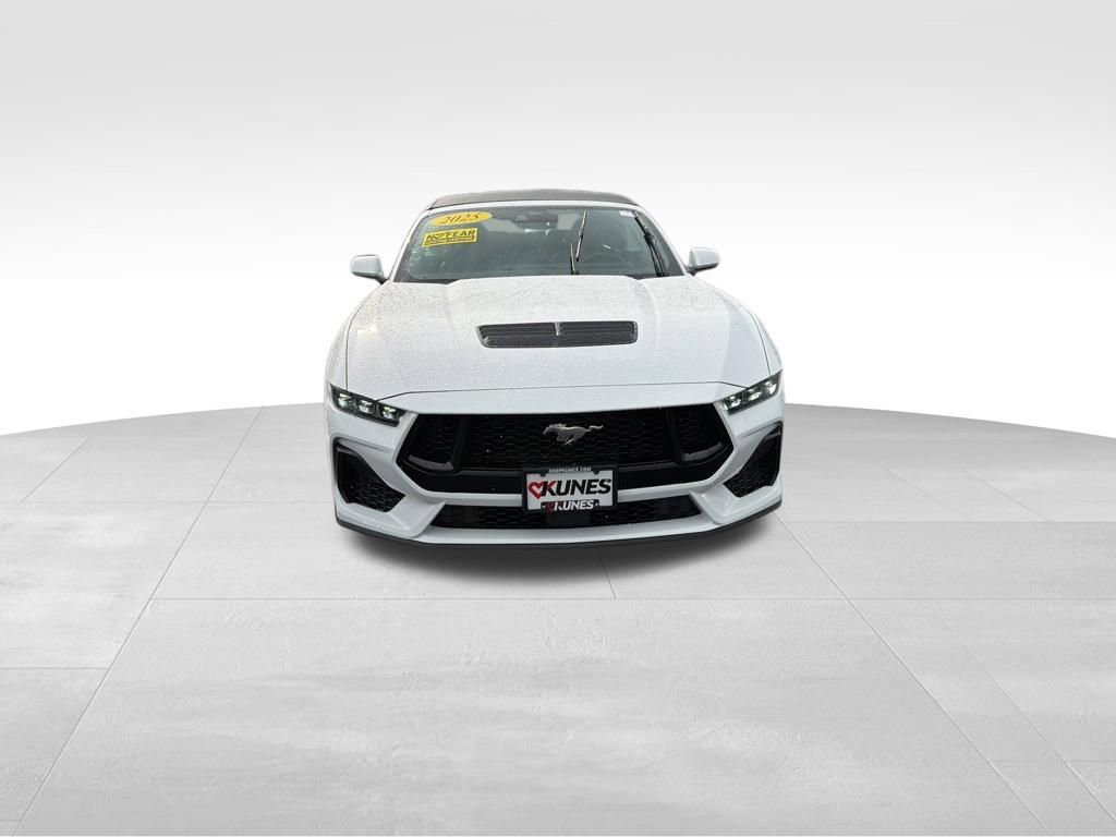 Used 2025 Ford Mustang GT Premium RWD image 4