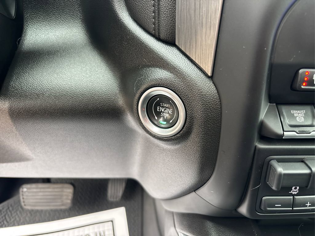 Used 2022 GMC Sierra 2500 Denali w/ Technology Package image 30