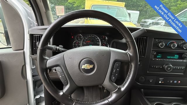 Used 2023 Chevrolet Express 3500 w/ Power Convenience Package RWD image 15