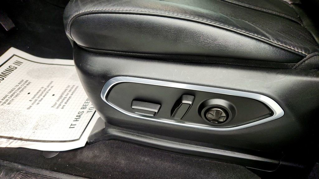 Used 2023 Jeep Wagoneer Series II w/ Premium Group I image 12