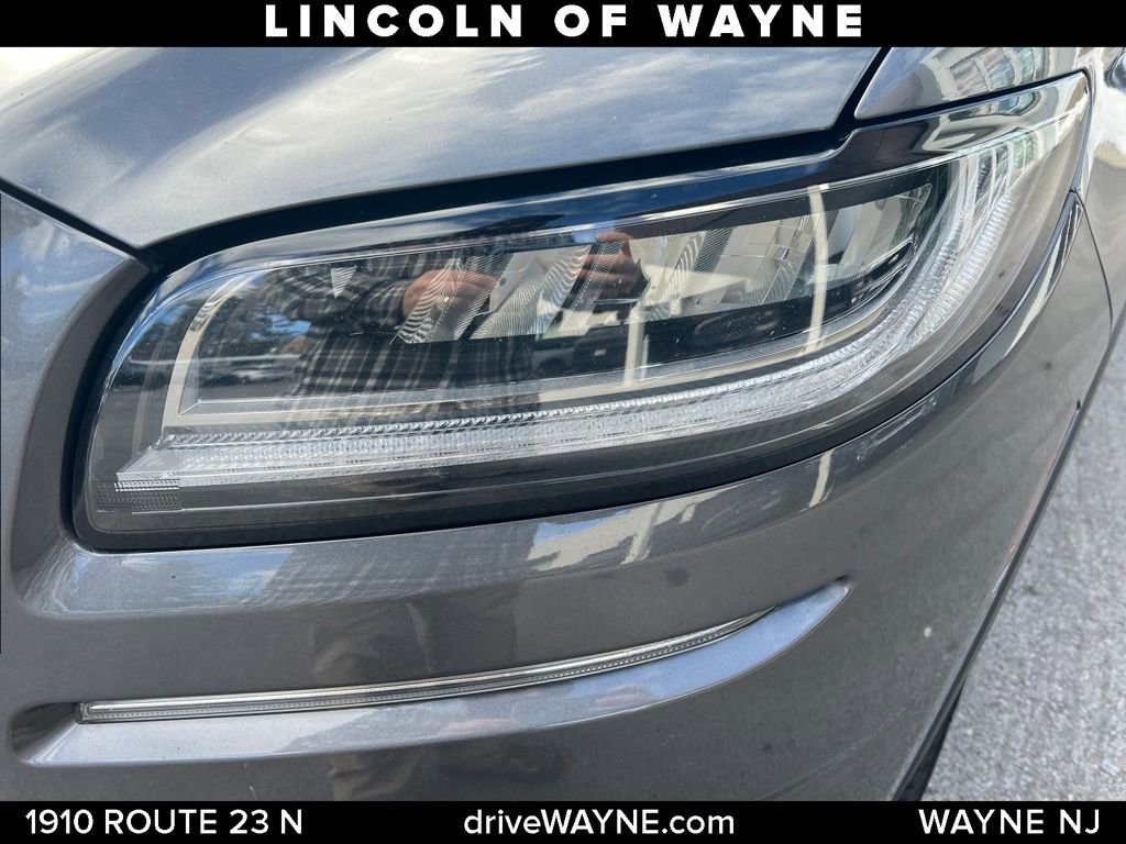 Used 2023 Lincoln Nautilus Reserve AWD/4WD image 11