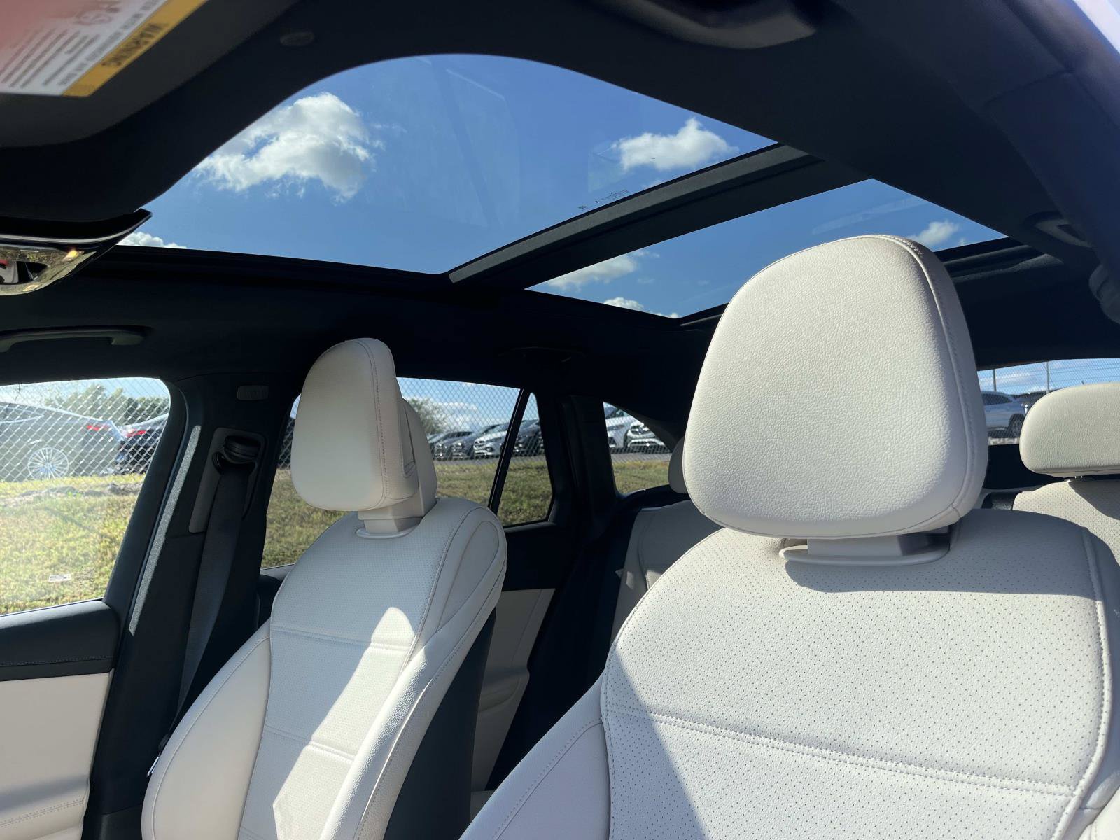 Certified 2025 Mercedes-Benz GLC 300 image 32