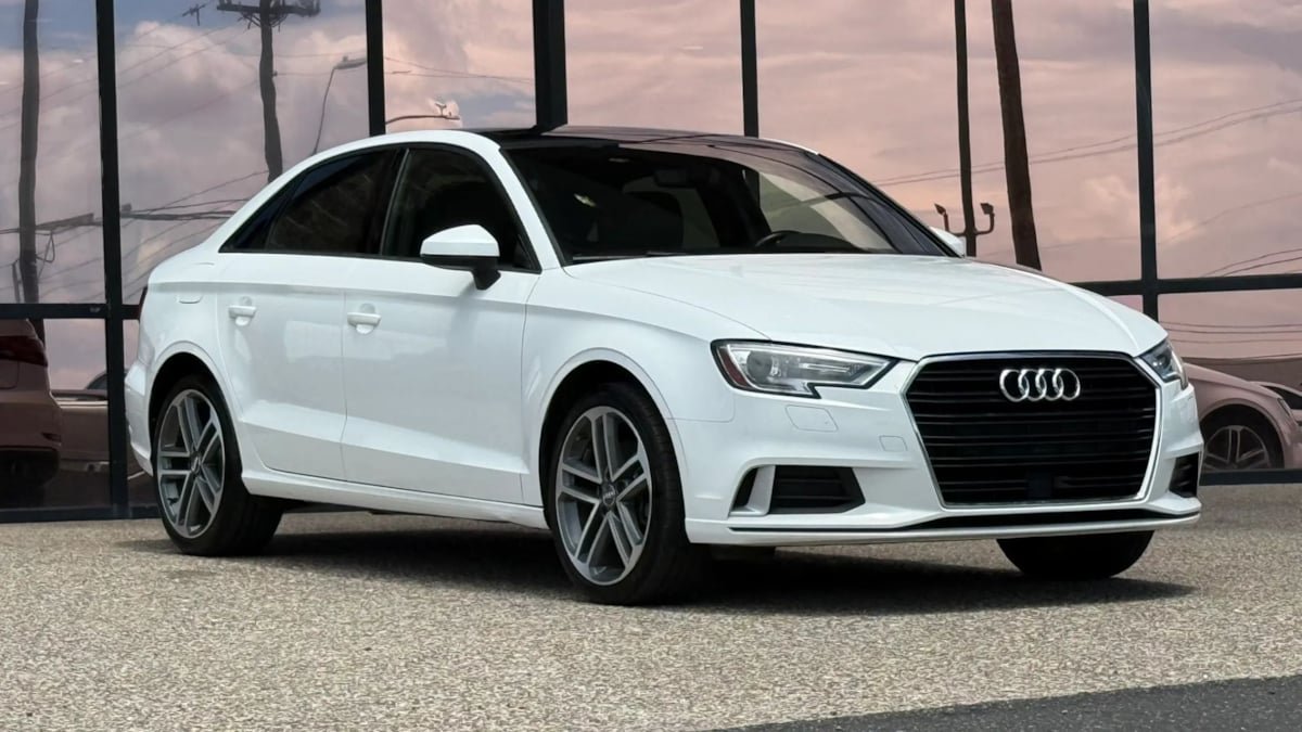 Used 2017 Audi A3 2.0T Premium w/ Convenience Package FWD image 17