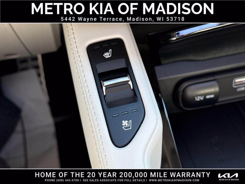 Used 2024 Kia Telluride SX Prestige w/ Towing Package AWD/4WD image 26