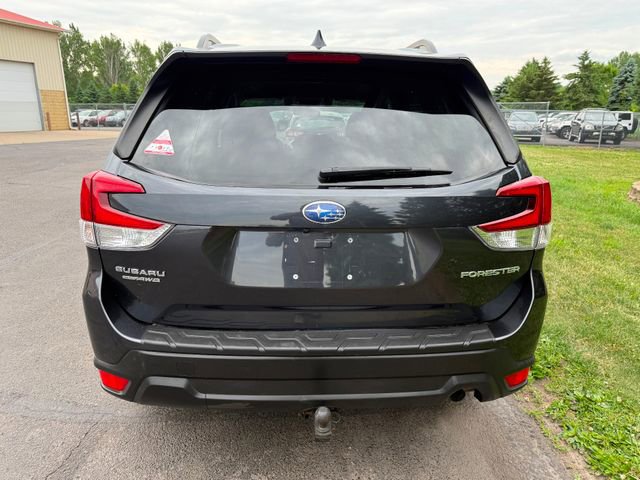 Used 2019 Subaru Forester Premium w/ All-Weather Package AWD/4WD image 2
