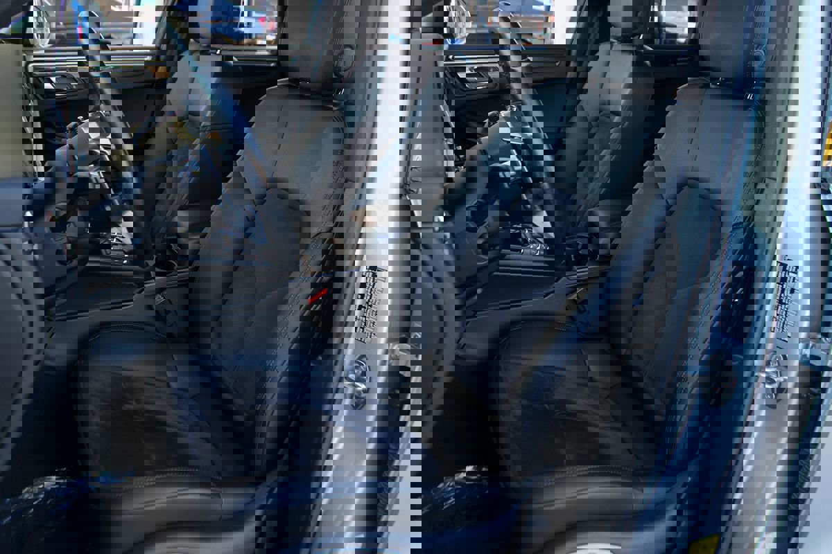 Used 2020 Porsche Macan image 17