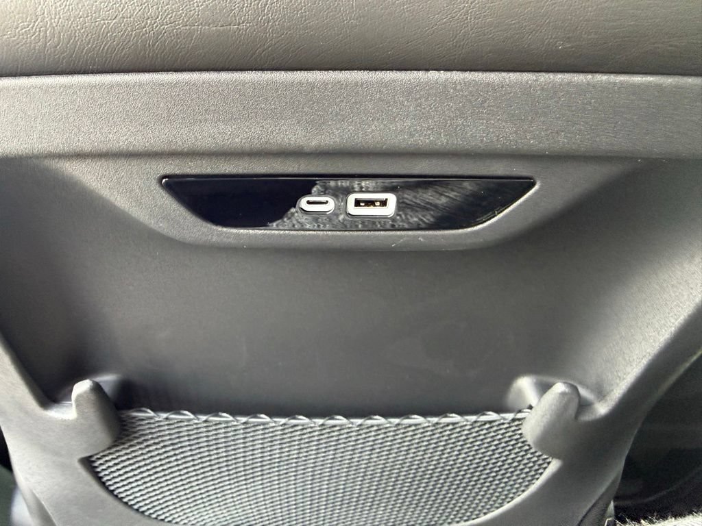New 2027 Chrysler Pacifica Select w/ Family Tech Group FWD image 39