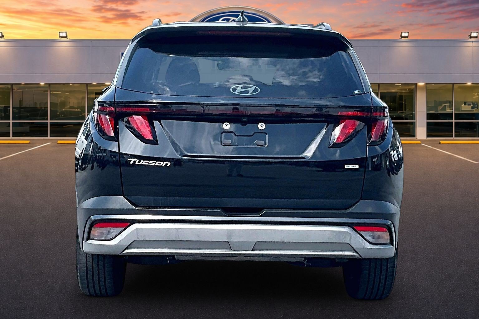Used 2025 Hyundai Tucson SEL AWD/4WD image 4