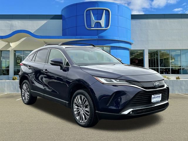 Used 2022 Toyota Venza Limited w/ Advanced Technology Package image 1