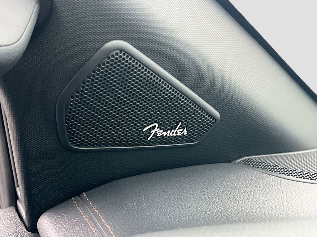 Used 2024 Nissan Titan Platinum Reserve image 19