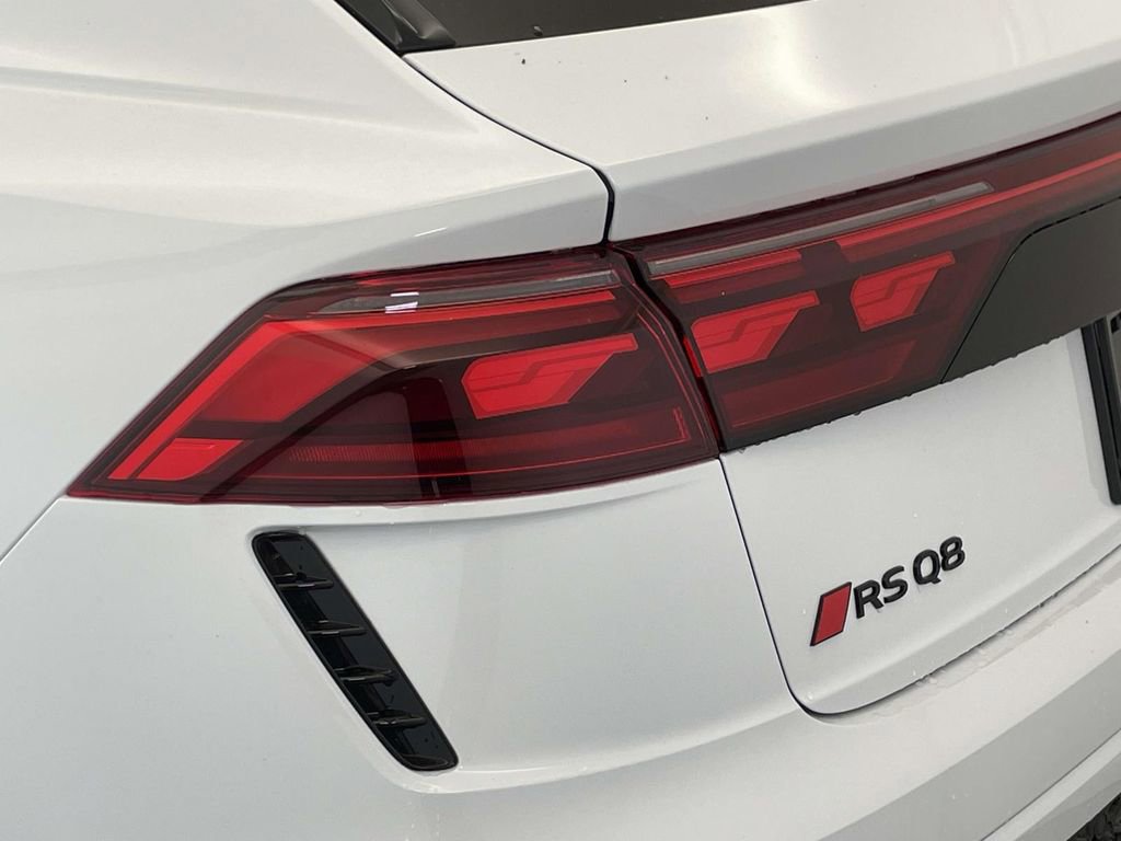 New 2026 Audi RS Q8 performance image 16