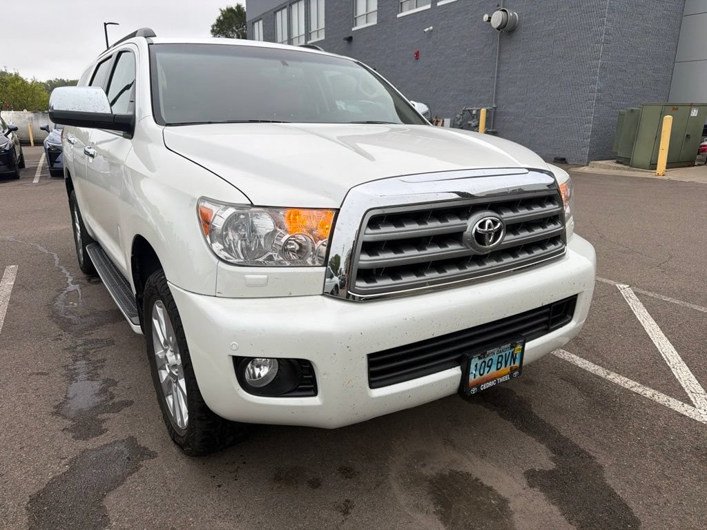 Used 2017 Toyota Sequoia Platinum AWD/4WD image 7