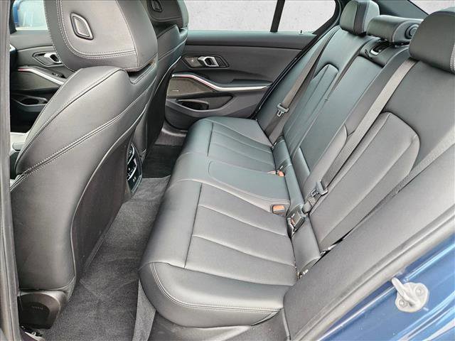 Used 2025 BMW 330i xDrive Sedan w/ M Sport Package image 19