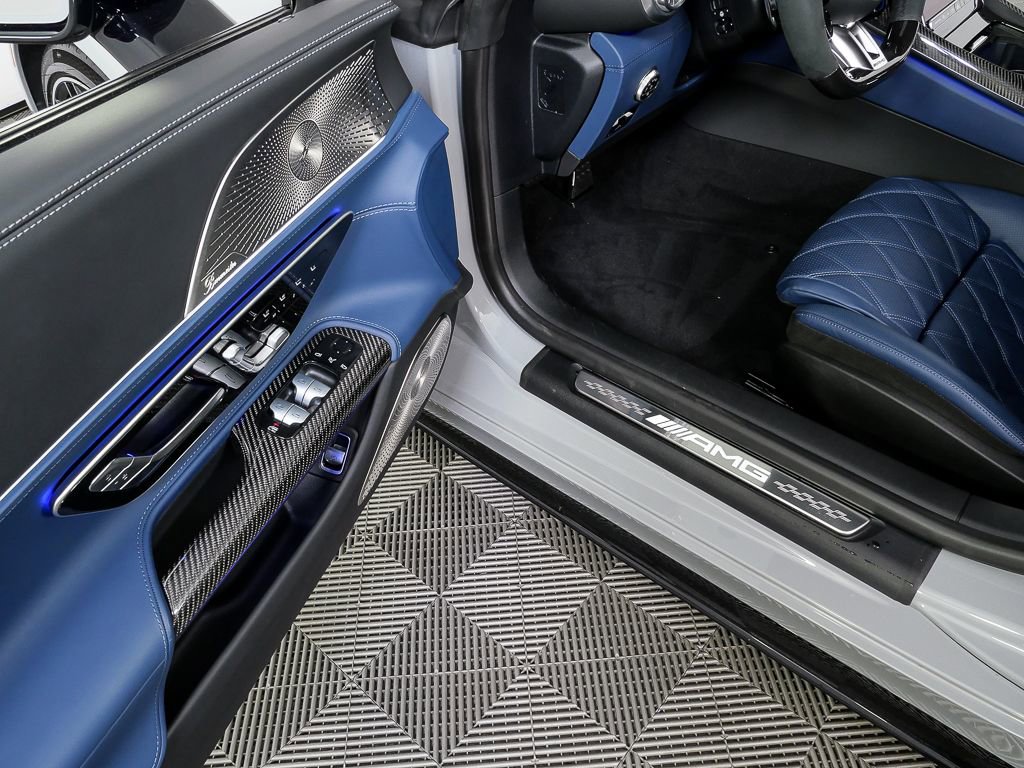 Used 2025 Mercedes-Benz SL 63 AMG 4MATIC image 8