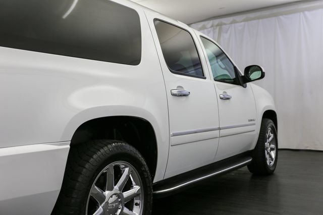 Used 2011 GMC Yukon XL Denali AWD/4WD image 35