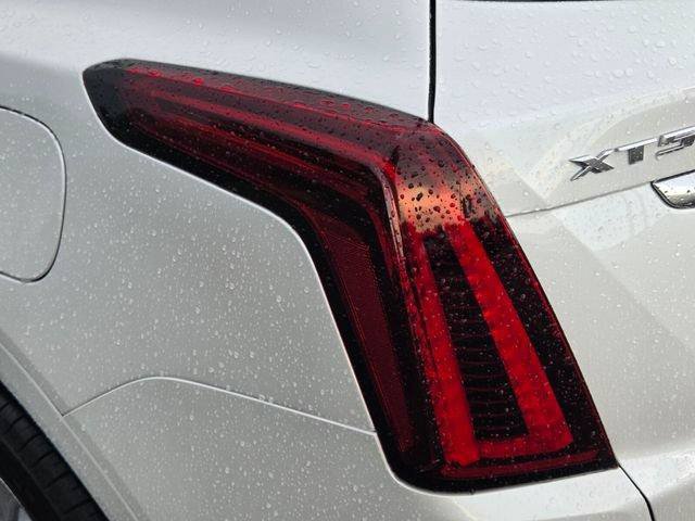 New 2026 Cadillac XT5 Luxury FWD image 11