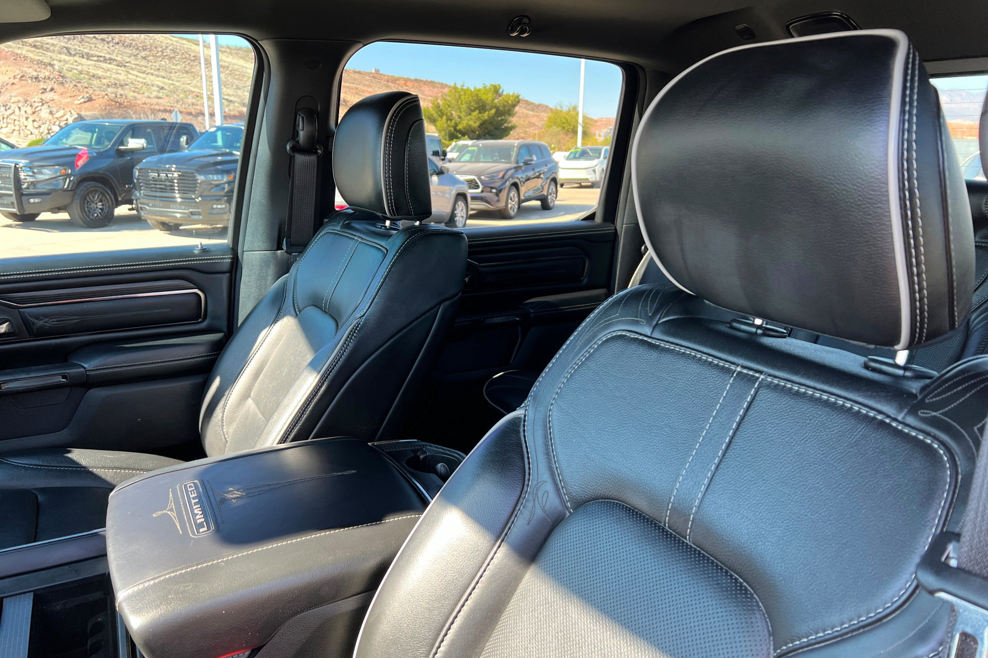 Used 2024 RAM 1500 Limited AWD/4WD image 16