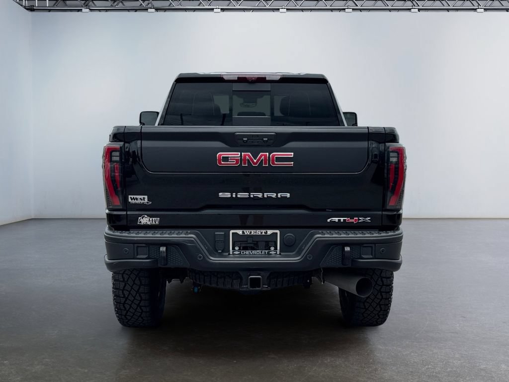 Used 2024 GMC Sierra 2500 AT4X w/ AT4X AEV Edition AWD/4WD image 4