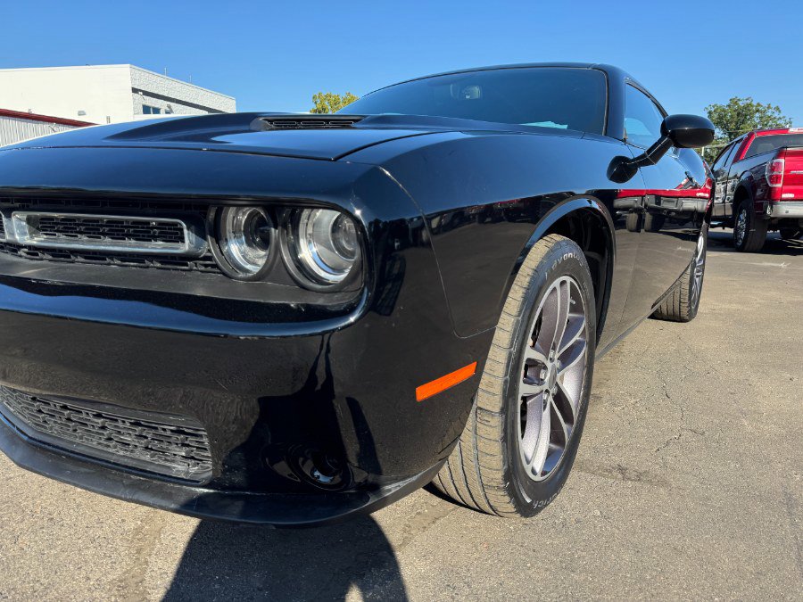 Used 2019 Dodge Challenger SXT w/ Cold Weather Group image 9