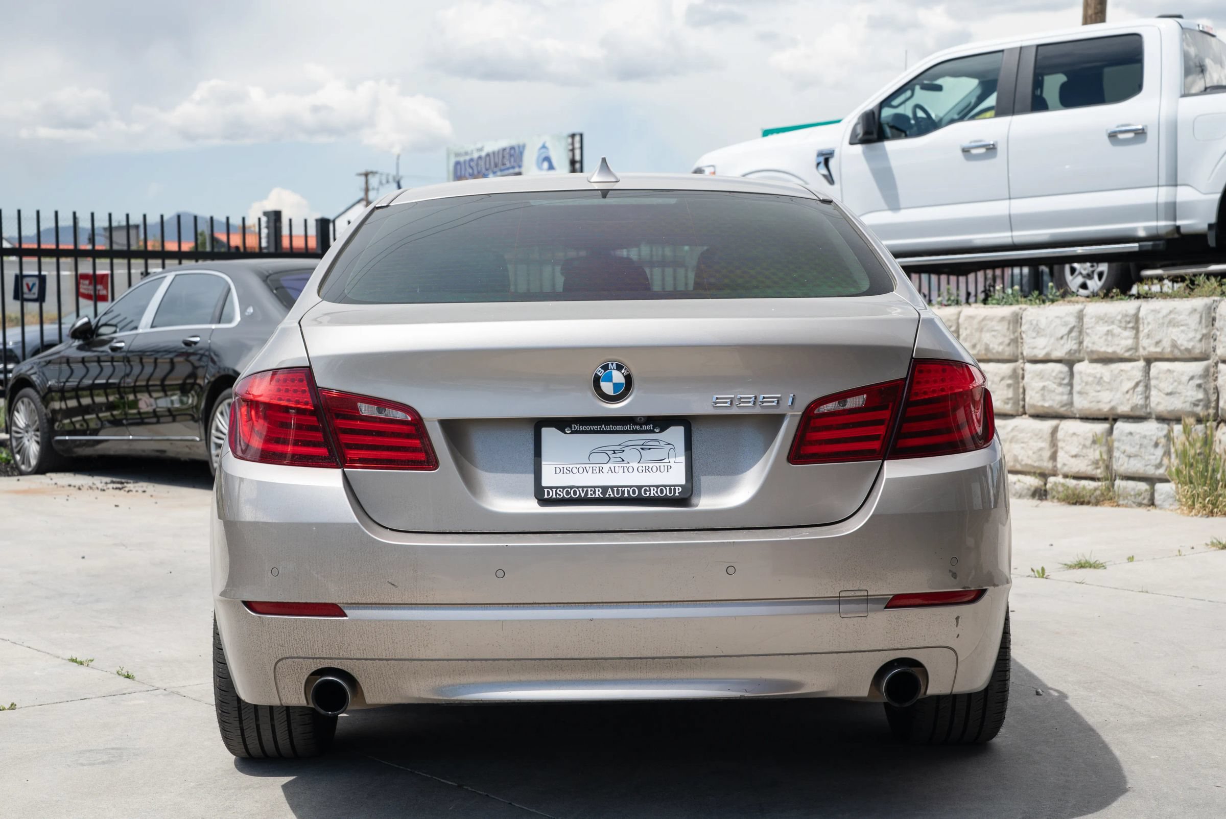 Used 2012 BMW 535i xDrive Sedan AWD/4WD image 6