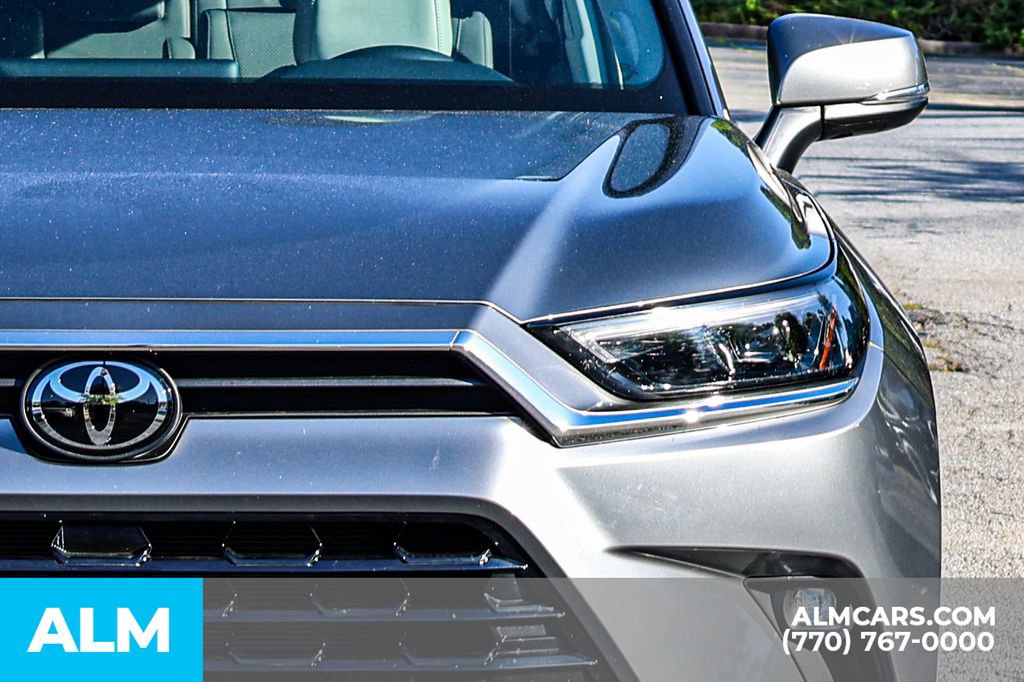 Used 2026 Toyota Grand Highlander AWD image 15