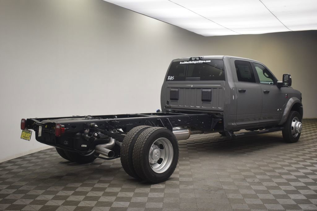 New 2026 RAM 5500 Tradesman AWD/4WD image 5