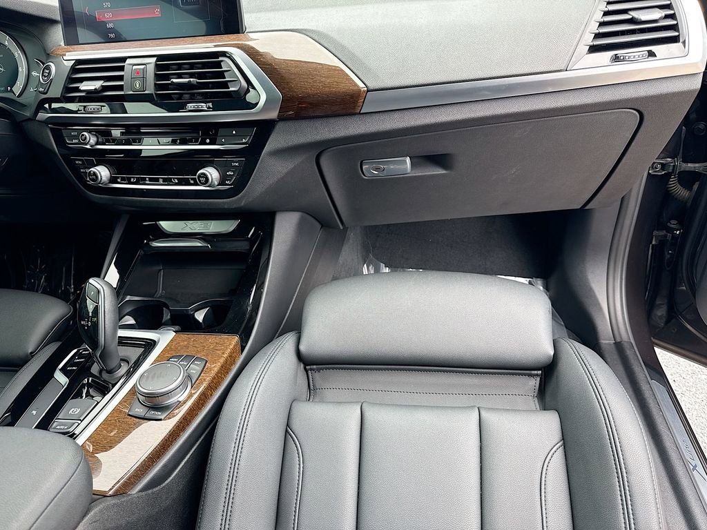 Used 2019 BMW X3 sDrive30i w/ Driving Assistance Package image 18