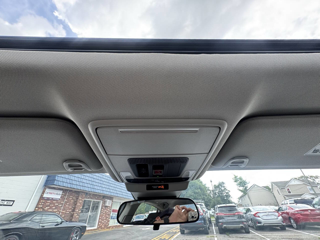 Used 2025 Honda Accord SE image 47