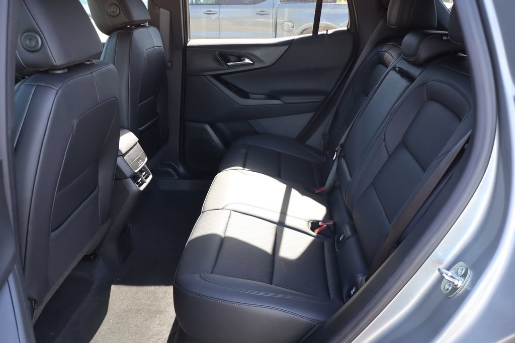 New 2026 Chevrolet Equinox LT w/ Convenience Package II FWD image 36