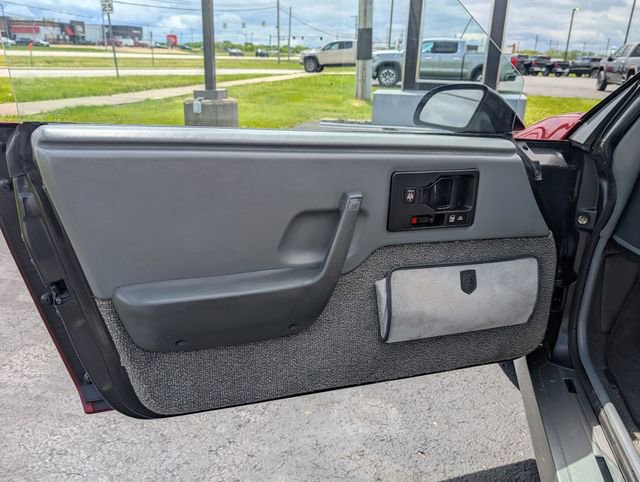 Used 1987 Pontiac Fiero GT RWD image 13