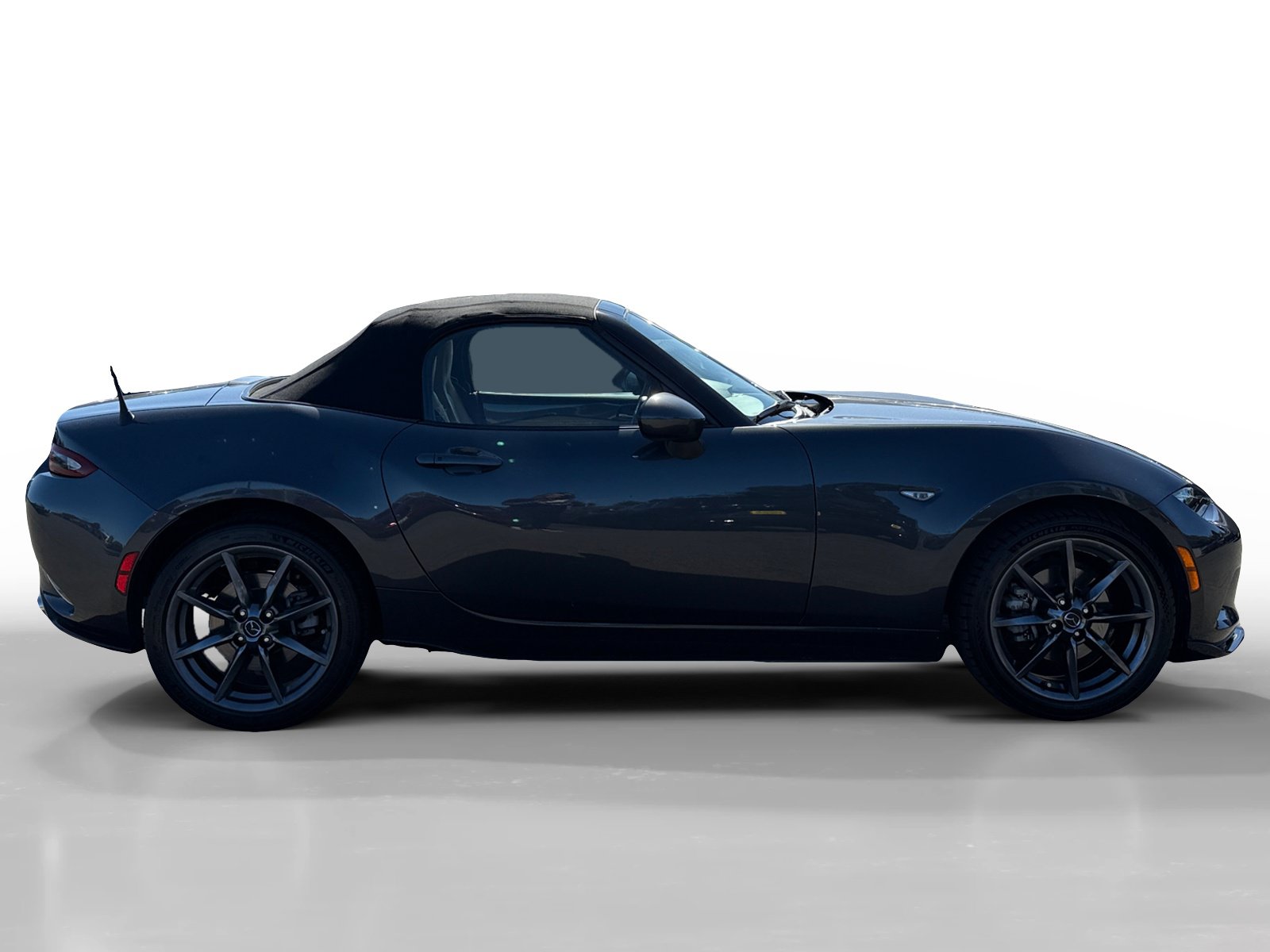 Used 2016 MAZDA MX-5 Miata Grand Touring RWD image 6