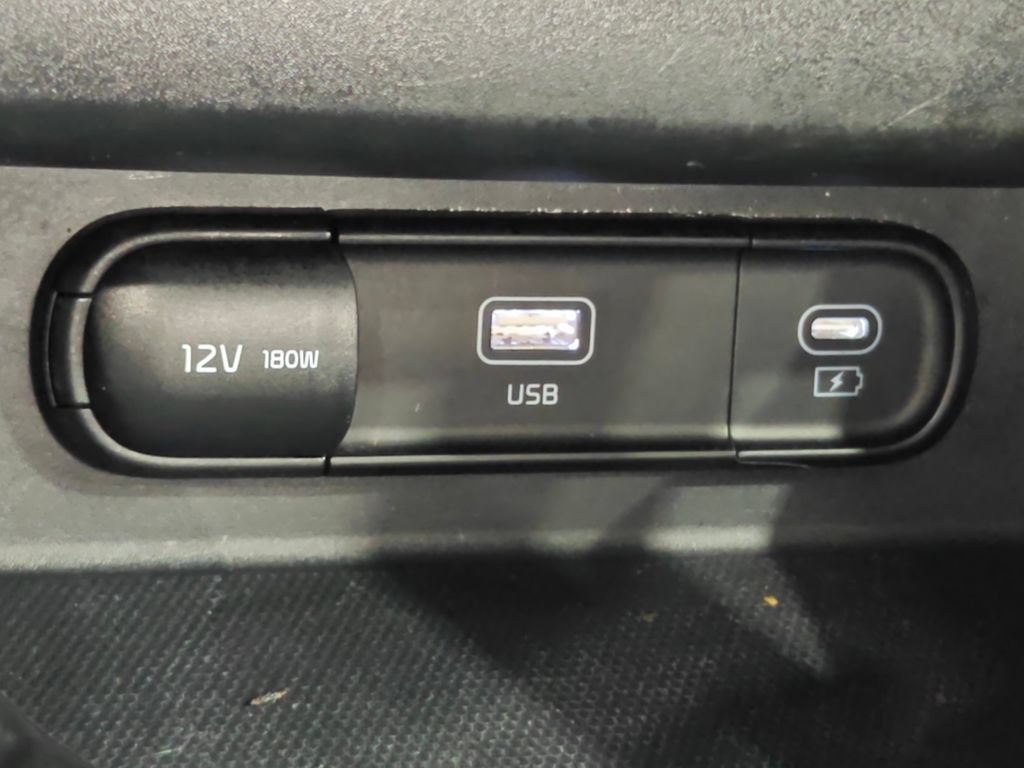 Used 2024 Kia Seltos S AWD/4WD image 47