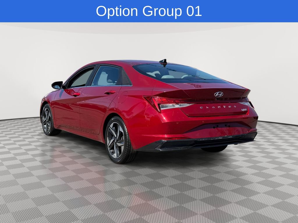 Used 2023 Hyundai Elantra Limited FWD image 2
