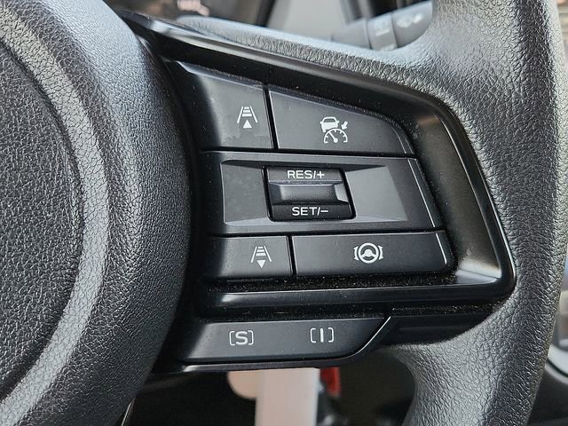 Certified 2025 Subaru Crosstrek 2.0i image 17